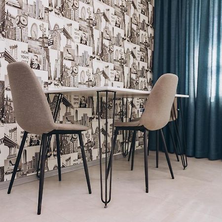 Apart Lux Lavina スームィ エクステリア 写真